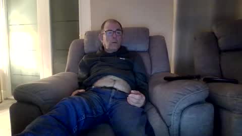 inthemood63 online show from October 2025 08:53:02 PM