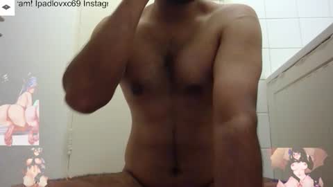 Snapshot of ipadlovxc69 chatting on October 2025 09:52:01 AM ipadlovxc69 online show from October 2025 09:52:01 AM