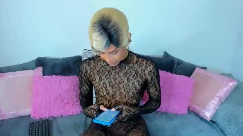 Snapshot of irenephill chatting on October 2025 04:02:01 AM Irene Aguirre online show from October 2025 04:02:01 AM