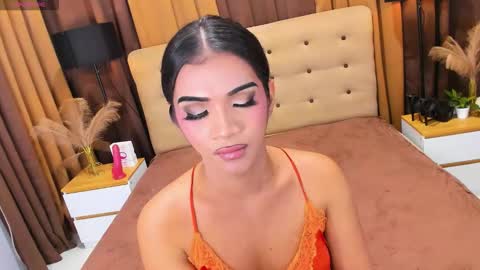Snapshot of irina_woodshakylishxx chatting on December 2025 08:04:01 PM IRINAA online show from December 2025 08:04:01 PM