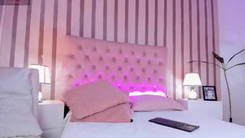 Iris  online show from February 2026 07:48:01 PM