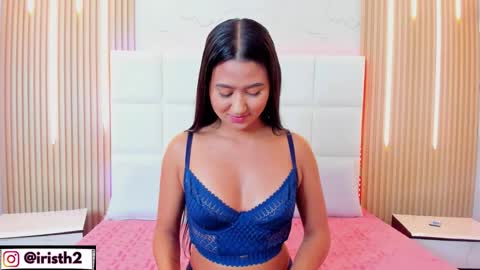 Snapshot of iris_thompson chatting on October 2025 04:42:01 AM Iris online show from October 2025 04:42:01 AM