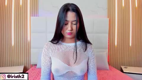 Snapshot of iris_thompson chatting on November 2025 12:55:01 AM Iris online show from November 2025 12:55:01 AM