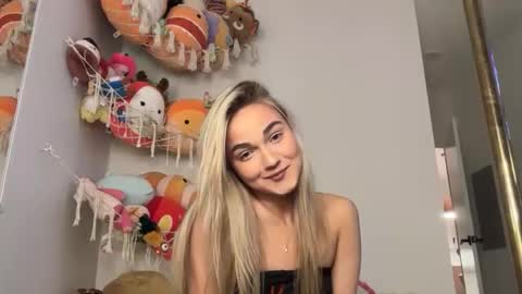 Snapshot of iris_world chatting on October 2025 02:57:02 AM iris online show from October 2025 02:57:02 AM