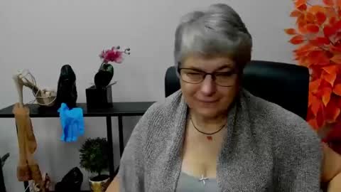 I R I S online show from December 2024 07:39:02 AM