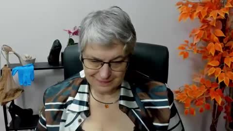 I R I S online show from December 2024 10:47:01 AM