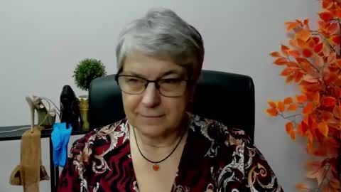 I R I S online show from January 2025 01:42:02 PM