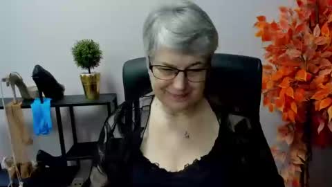 I R I S online show from March 2025 10:49:01 AM