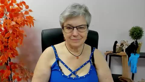 I R I S online show from September 2025 07:12:01 AM