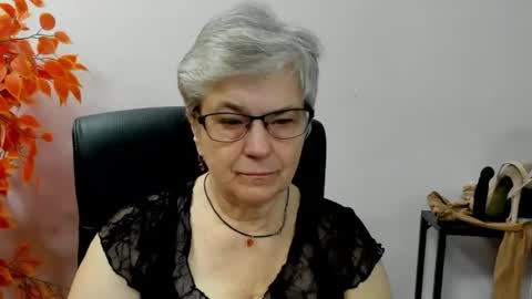 I R I S online show from September 2025 06:18:01 AM