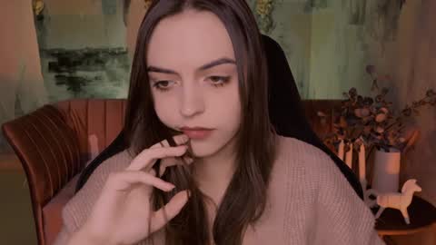 Iris online show from December 2024 04:17:01 PM