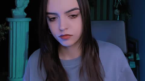 Iris online show from December 2024 07:23:01 PM