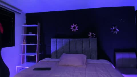 Iris Fyre  online show from May 2026 12:34:01 PM