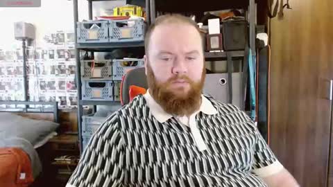 twitter theirishman205 online show from October 2025 12:04:02 PM