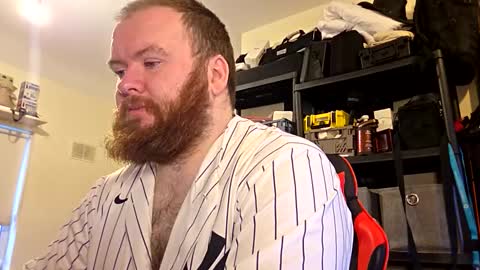 twitter theirishman205 online show from December 2025 10:33:01 AM