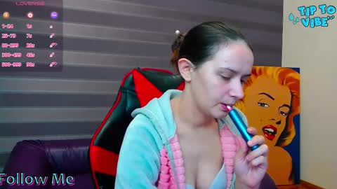 Snapshot of irisnichols chatting on November 2025 04:45:01 AM Iris online show from November 2025 04:45:01 AM