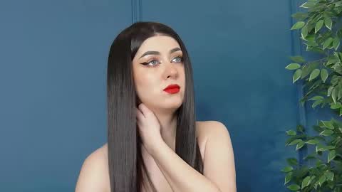 irissbell online show from December 2025 08:41:02 AM