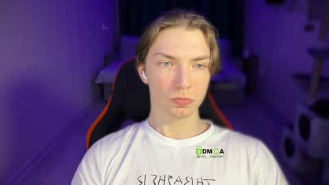 Iron online show from December 2024 09:28:02 PM