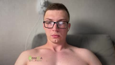 Iron online show from September 2025 07:35:02 PM