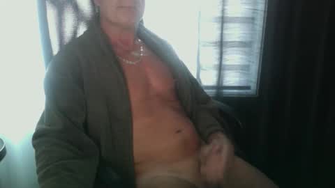 Snapshot of ironout007 chatting on October 2025 12:28:02 PM ironout007 online show from October 2025 12:28:02 PM