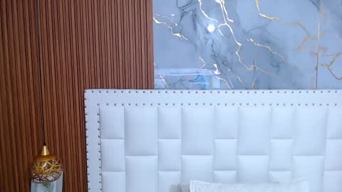 Sandy  online show from January 2025 12:26:01 PM