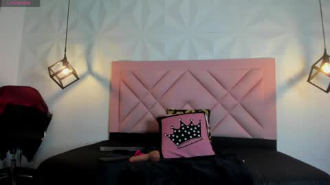 Snapshot of isa_cute_1 chatting on May 2026 08:04:02 PM ISABELLA online show from May 2026 08:04:02 PM