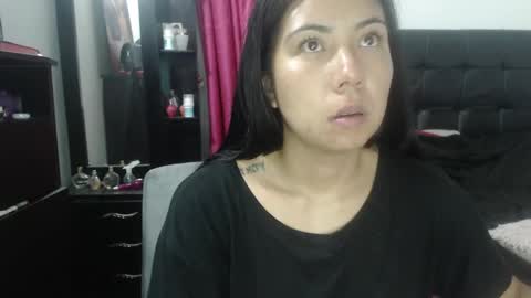 Snapshot of isa_mey chatting on December 2024 02:40:01 AM Isa online show from December 2024 02:40:01 AM