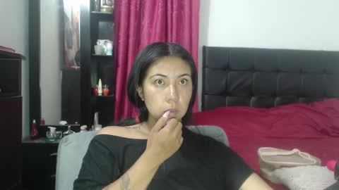 Snapshot of isa_mey chatting on January 2025 03:20:01 AM Isa online show from January 2025 03:20:01 AM