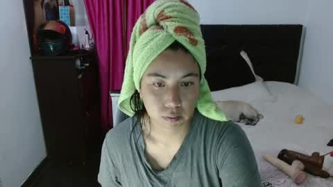 Snapshot of isa_mey chatting on September 2025 03:33:02 AM Isa online show from September 2025 03:33:02 AM