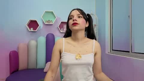 Snapshot of isaa_skinnyy chatting on June 2026 03:51:02 AM Isaa Skinny online show from June 2026 03:51:02 AM