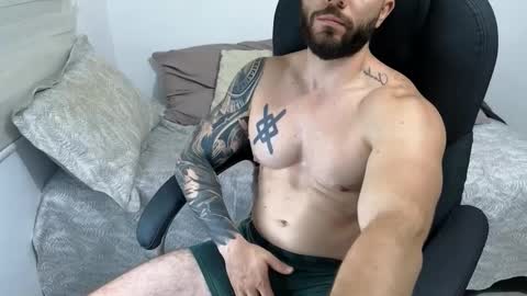 Isaac carter online show from February 2026 01:21:02 AM