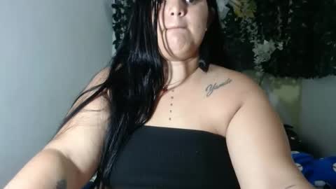 Snapshot of isaaval100 chatting on October 2025 03:07:02 AM isaaval100 online show from October 2025 03:07:02 AM