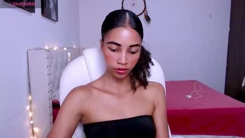 Snapshot of isabel_bailey chatting on February 2026 11:16:02 PM isabel online show from February 2026 11:16:02 PM