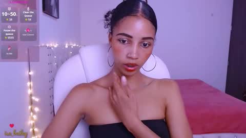 Snapshot of isabel_bailey chatting on February 2026 07:44:02 PM isabel online show from February 2026 07:44:02 PM