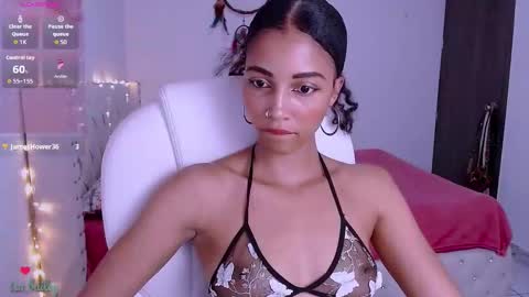Snapshot of isabel_bailey chatting on February 2026 10:32:02 PM isabel online show from February 2026 10:32:02 PM