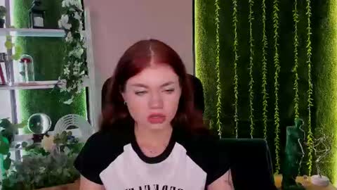 isabel online show from August 2026 07:06:01 PM