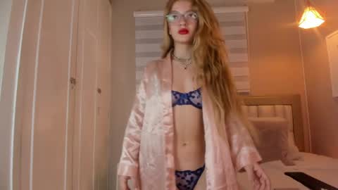 Snapshot of isabela__x chatting on May 2026 11:39:02 AM isabela__x online show from May 2026 11:39:02 AM