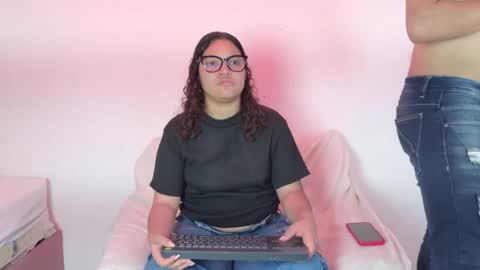 Snapshot of isabela_lux chatting on May 2026 03:01:01 AM Isabella online show from May 2026 03:01:01 AM