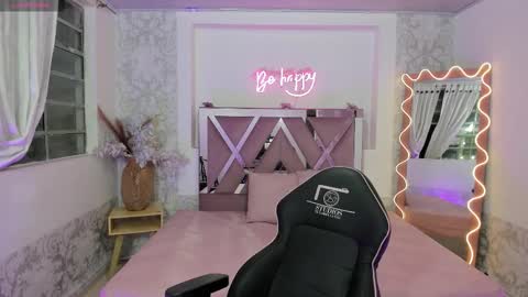 Snapshot of isabela_tay chatting on February 2026 11:39:02 AM ISABELA online show from February 2026 11:39:02 AM