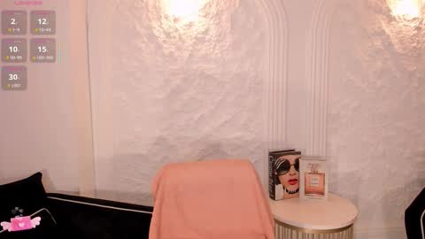 Snapshot of isabelbornner chatting on November 2025 07:03:01 PM Isabel Bornner online show from November 2025 07:03:01 PM