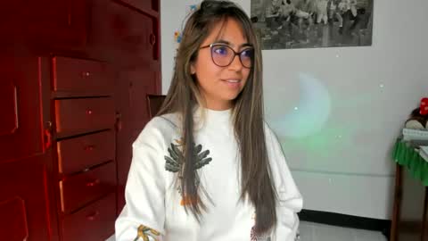 Snapshot of isabella22_1 chatting on February 2025 05:50:02 PM Isabella22 1 online show from February 2025 05:50:02 PM