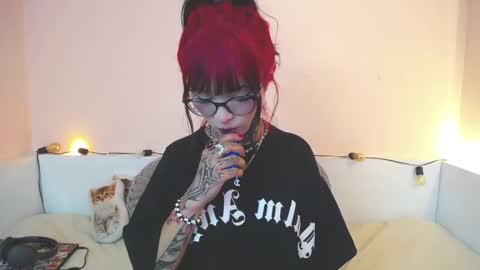 Snapshot of isabella__dark chatting on December 2024 10:23:01 PM    online show from December 2024 10:23:01 PM