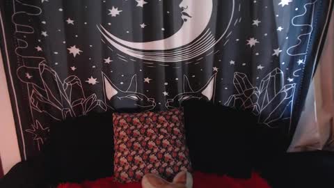 Snapshot of isabella__dark chatting on January 2025 09:20:01 PM    online show from January 2025 09:20:01 PM