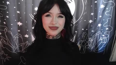 Snapshot of isabella__dark chatting on January 2025 07:28:01 PM    online show from January 2025 07:28:01 PM