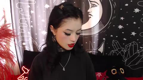 Snapshot of isabella__dark chatting on February 2025 07:38:01 PM    online show from February 2025 07:38:01 PM