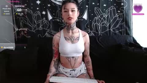 Snapshot of isabella__dark chatting on October 2025 07:37:02 PM    online show from October 2025 07:37:02 PM