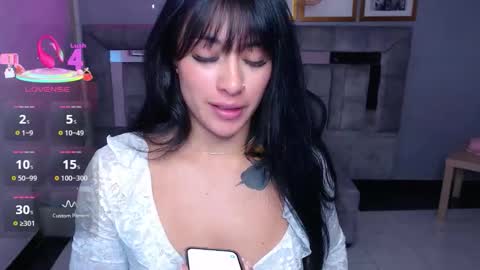 Snapshot of isabella_collen_v chatting on September 2025 01:14:02 PM Hi Stream 800am to 200pm online show from September 2025 01:14:02 PM