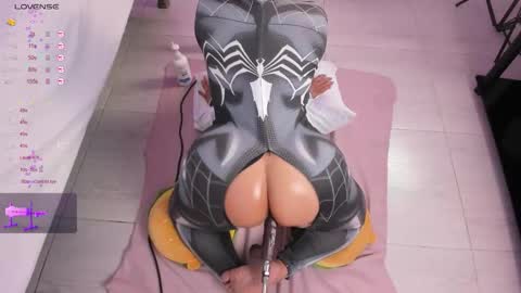 Snapshot of isabella_daniell chatting on November 2025 05:41:01 AM Isa online show from November 2025 05:41:01 AM