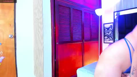 Isabella Your Queen  online show from February 2026 10:19:02 AM