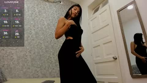 Snapshot of isabella_roberts13 chatting on January 2025 07:53:02 PM isa online show from January 2025 07:53:02 PM